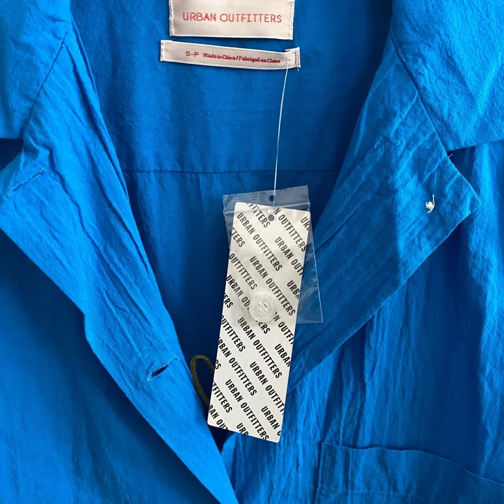 Urban Outfitters Vibrant Blue button down shirt - Picture 4 of 4